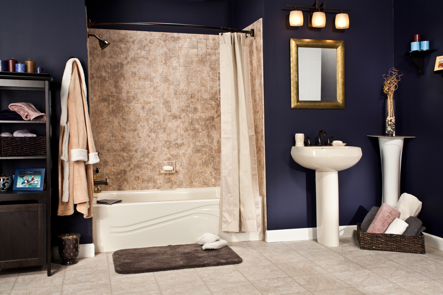 Bath/Shower Combo - River Rock Windmill Walls and Biscuit Wave Tub