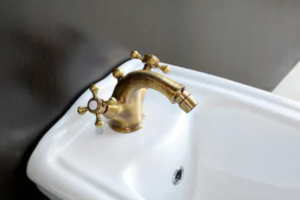 bronze sink faucet